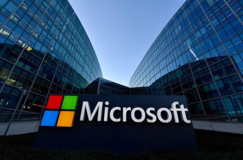 انتقاد رئیس بانک جهانی از قرارداد ۶۹ میلیارد دلاری مایکروسافت