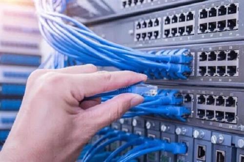اجرای آئین نامه پشتیبانی از تولیدكنندگان تجهیزات ICT متوقف گردید