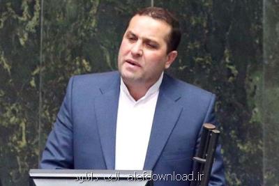 نظری: زارع پور رویه شفافی ندارد
