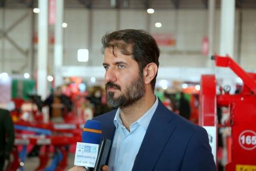 صادرات خوبی در عرصه ماشین آلات کشاورزی به کشورهای همسایه داریم