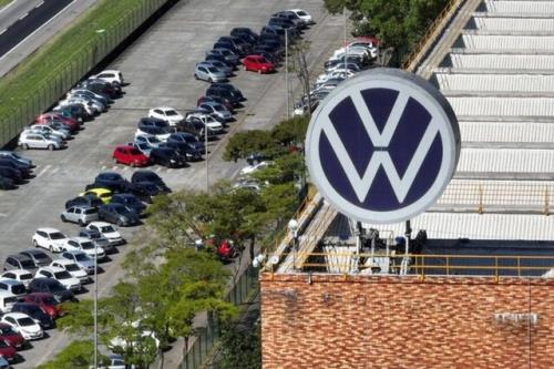 رشد فروش برای فولکس واگن کاهشی شد