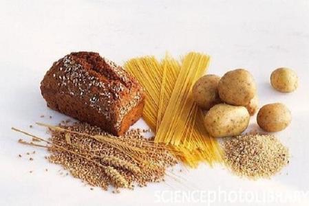 فایده پرهیز از مصرف كربوهیدرات ها برای حفظ سلامت چشم در سالمندی